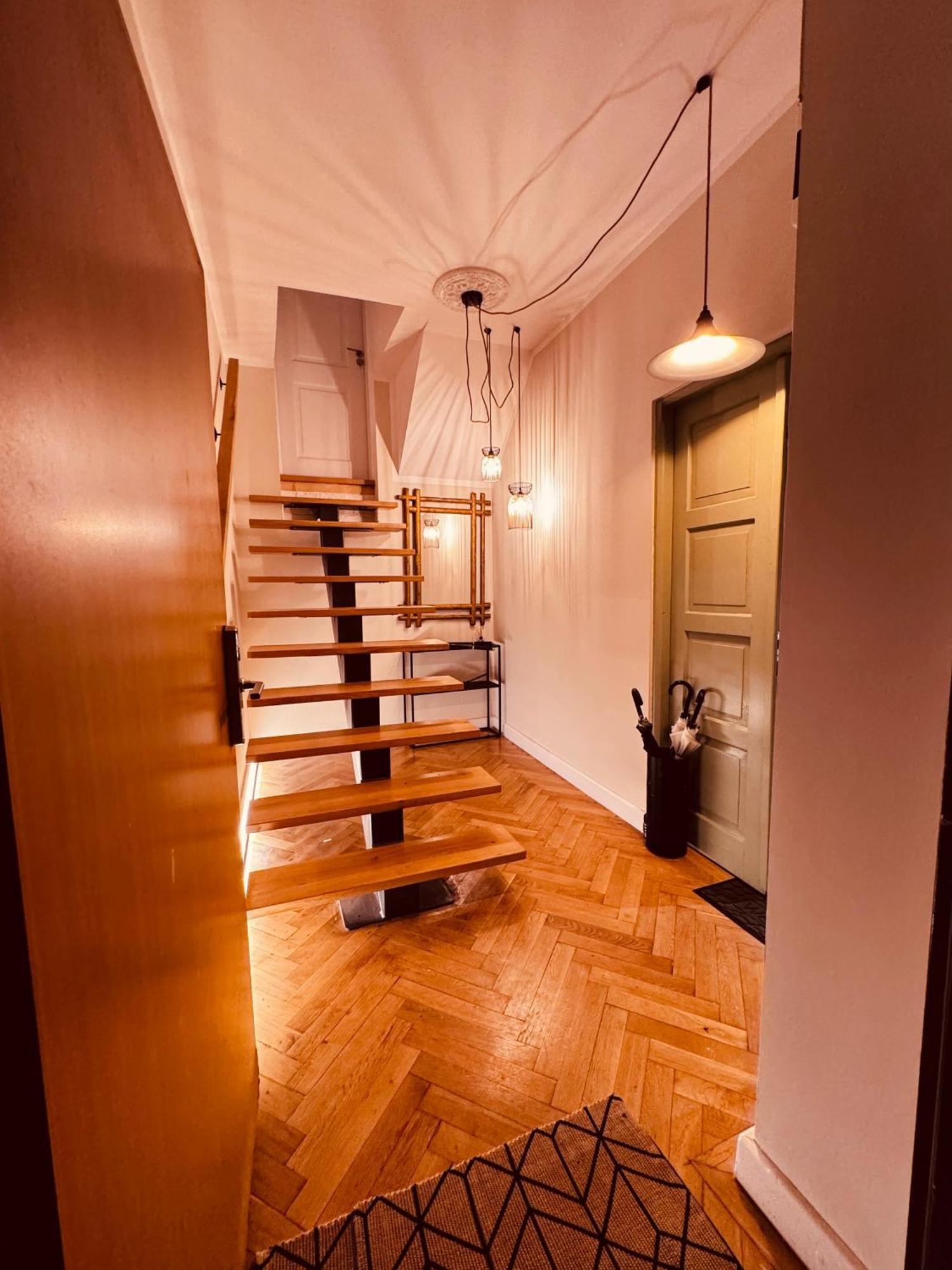 Belle Vista Apartment *